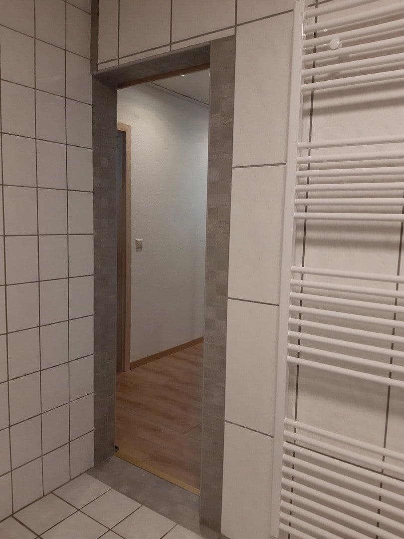 Prenájom bytu 2-izbový 65 m², Koblenz, Porýnie-Falcko Prenájom bytu 2-izbový 65 m², Koblenz, Porýnie-Falcko