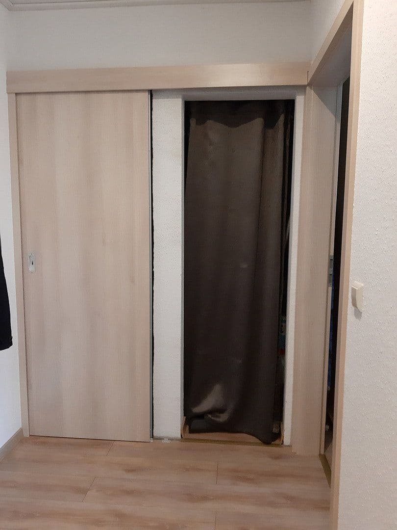 Prenájom bytu 2-izbový 65 m², Koblenz, Porýnie-Falcko Prenájom bytu 2-izbový 65 m², Koblenz, Porýnie-Falcko