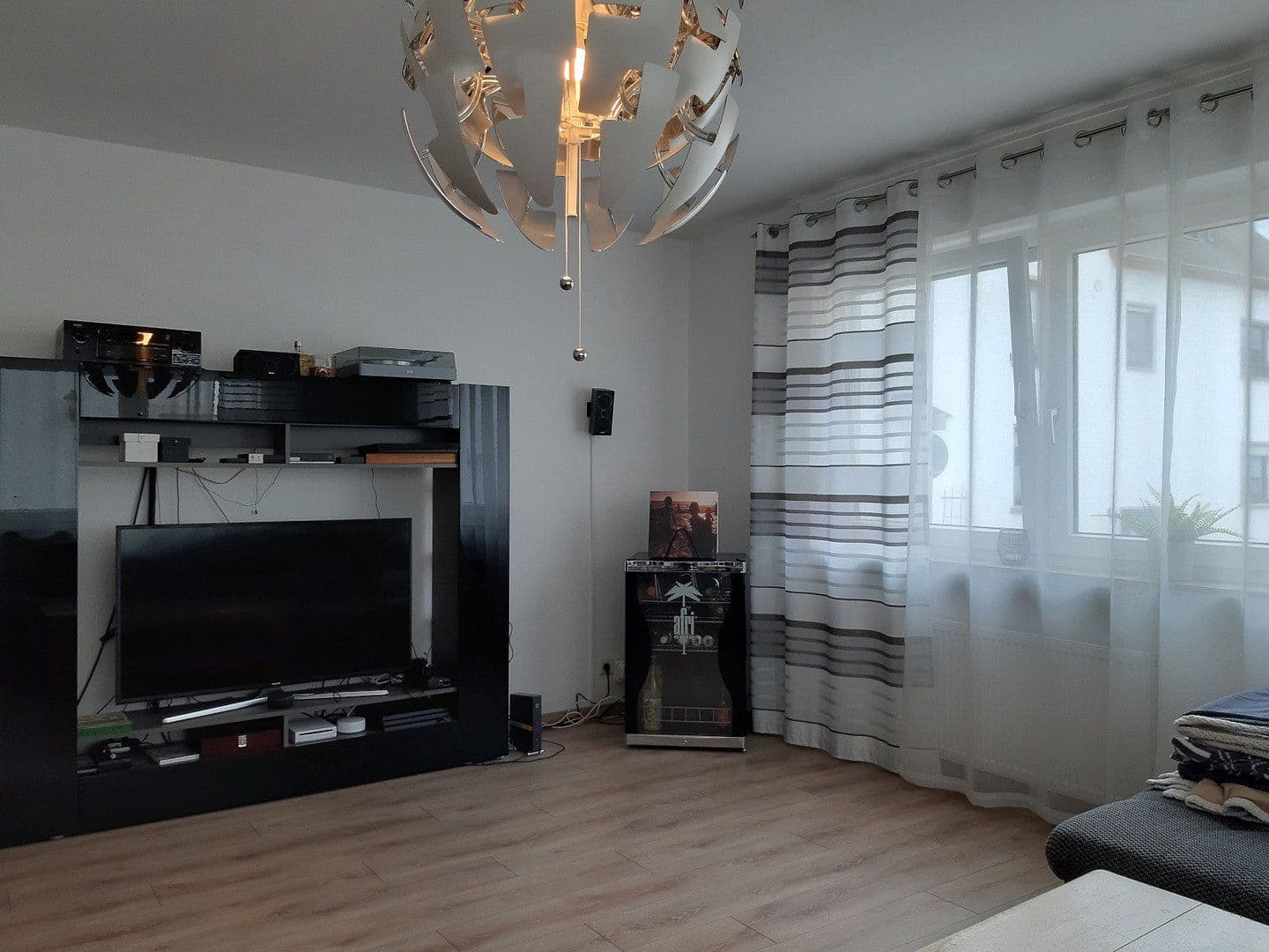 Prenájom bytu 2-izbový 65 m², Koblenz, Porýnie-Falcko Prenájom bytu 2-izbový 65 m², Koblenz, Porýnie-Falcko
