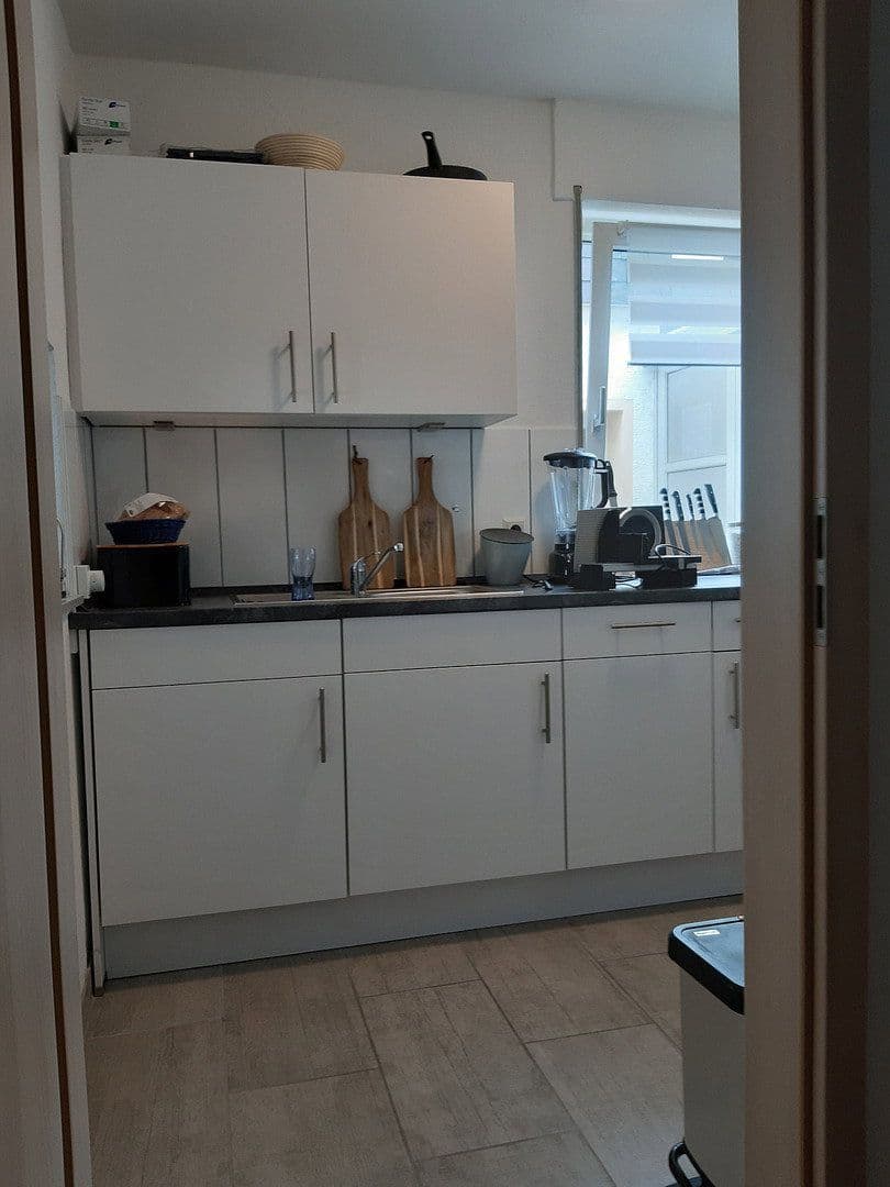 Prenájom bytu 2-izbový 65 m², Koblenz, Porýnie-Falcko Prenájom bytu 2-izbový 65 m², Koblenz, Porýnie-Falcko