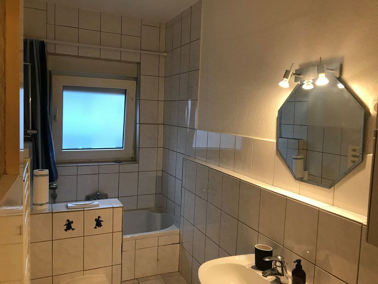 Prenájom bytu 2-izbový 55 m², Berlinerstrasse 2, Sulzbach (Taunus), Hesensko Prenájom bytu 2-izbový 55 m², Berlinerstrasse 2, Sulzbach (Taunus), Hesensko