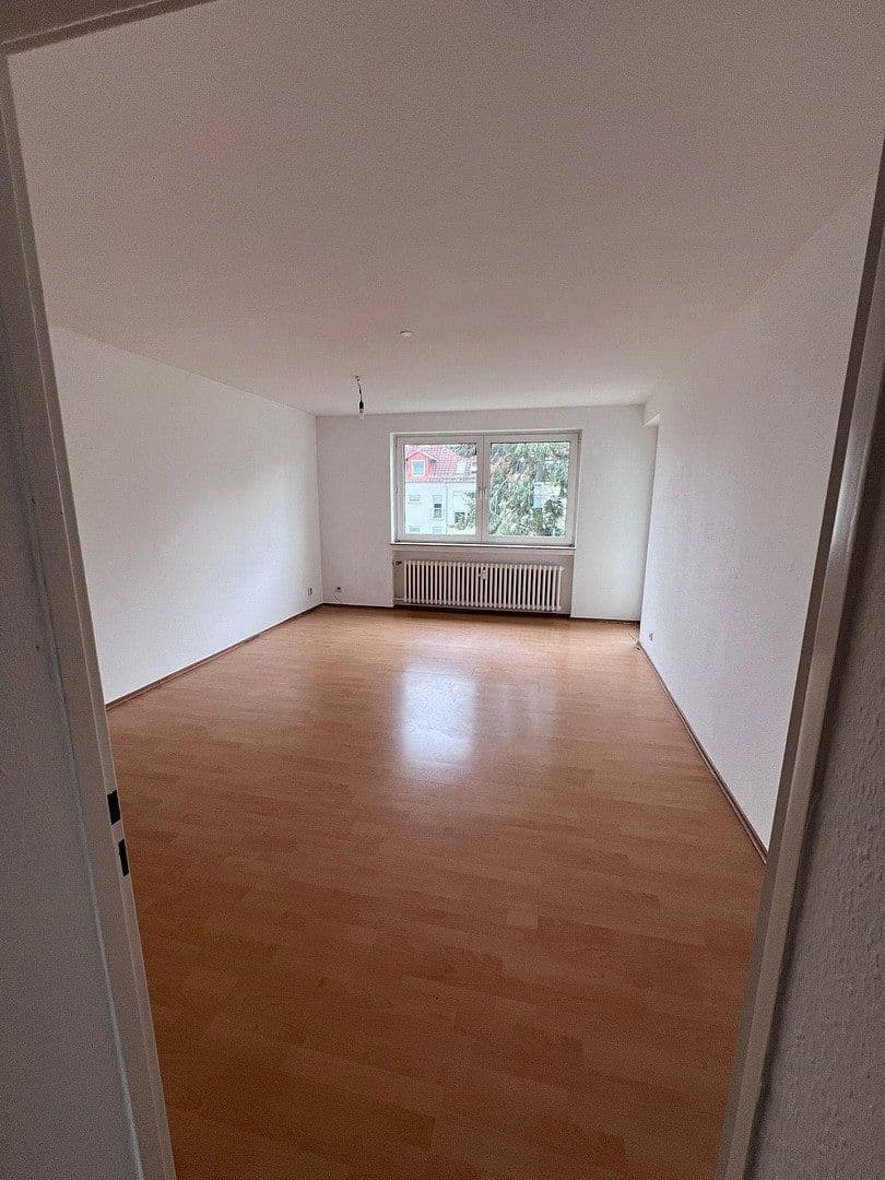 Prenájom bytu 3-izbový 70 m², Leibnizstr. 41, Heusenstamm, Hesensko Prenájom bytu 3-izbový 70 m², Leibnizstr. 41, Heusenstamm, Hesensko