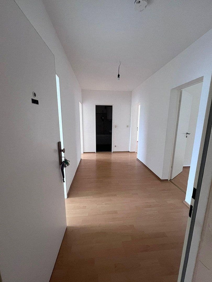 Prenájom bytu 3-izbový 70 m², Leibnizstr. 41, Heusenstamm, Hesensko Prenájom bytu 3-izbový 70 m², Leibnizstr. 41, Heusenstamm, Hesensko