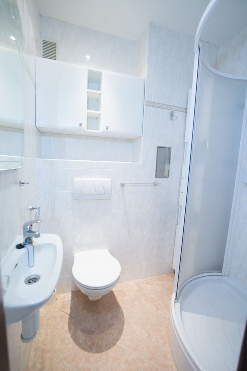 Prenájom bytu 4-izbový 104 m², Nad Palatou, Praha, Praha Prenájom bytu 4-izbový 104 m², Nad Palatou, Praha, Praha