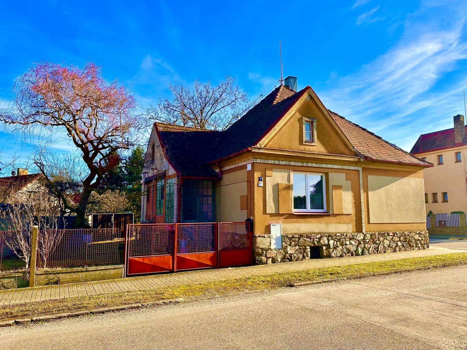 Predaj domu 125 m², pozemek 621 m², Nerudova, Vodňany, Jihočeský kraj Predaj domu 125 m², pozemek 621 m², Nerudova, Vodňany, Jihočeský kraj