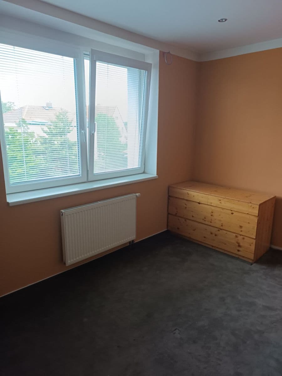 Prenájom bytu 3-izbový 63 m², Pražská, Úvaly, Středočeský kraj Prenájom bytu 3-izbový 63 m², Pražská, Úvaly, Středočeský kraj