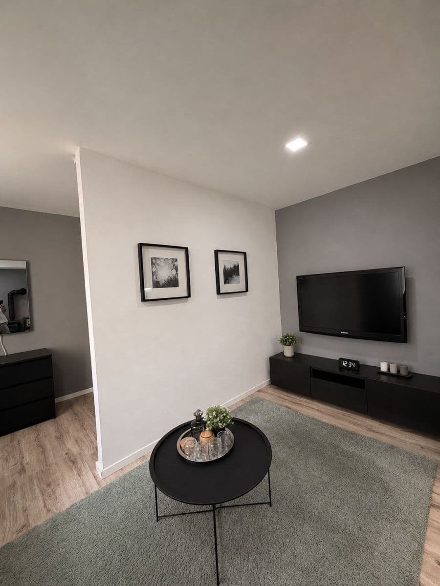 Predaj bytu 2-izbový 50 m², Vorlova, Beroun, Středočeský kraj Predaj bytu 2-izbový 50 m², Vorlova, Beroun, Středočeský kraj