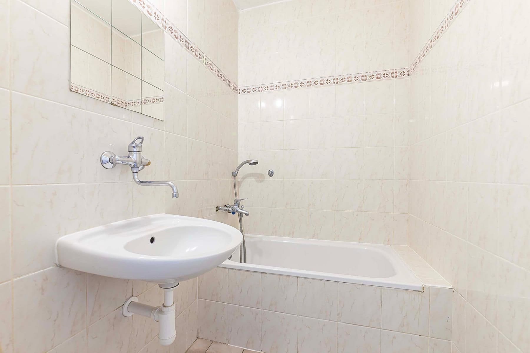 Predaj bytu 2-izbový 45 m², Roškotova, Praha, Praha Predaj bytu 2-izbový 45 m², Roškotova, Praha, Praha