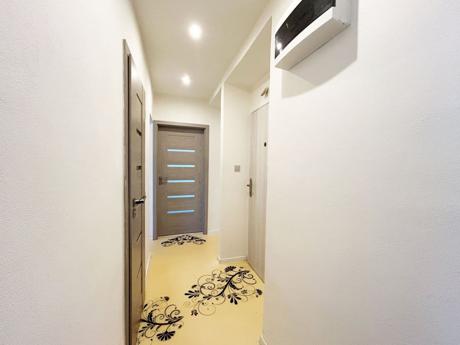 Prenájom bytu 2-izbový 54 m², Poděbradská, Praha, Praha Prenájom bytu 2-izbový 54 m², Poděbradská, Praha, Praha