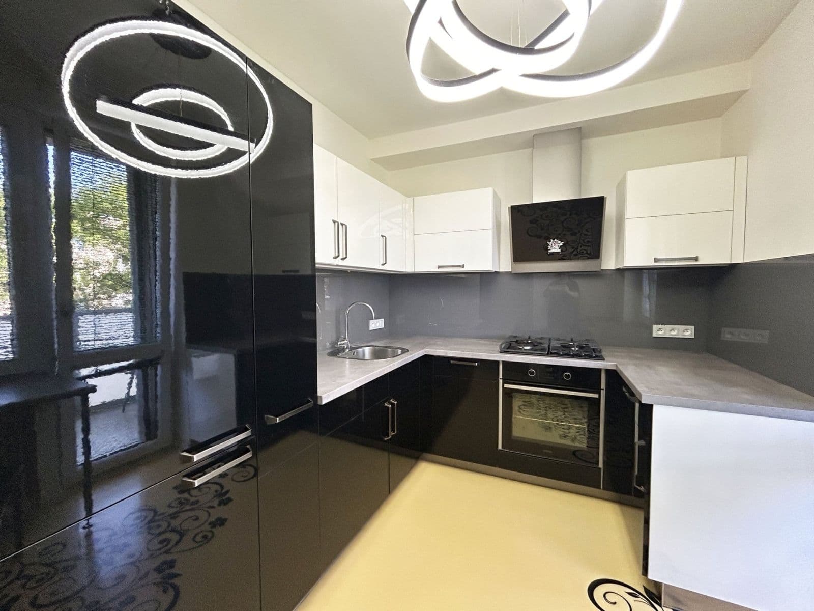 Prenájom bytu 2-izbový 54 m², Poděbradská, Praha, Praha Prenájom bytu 2-izbový 54 m², Poděbradská, Praha, Praha