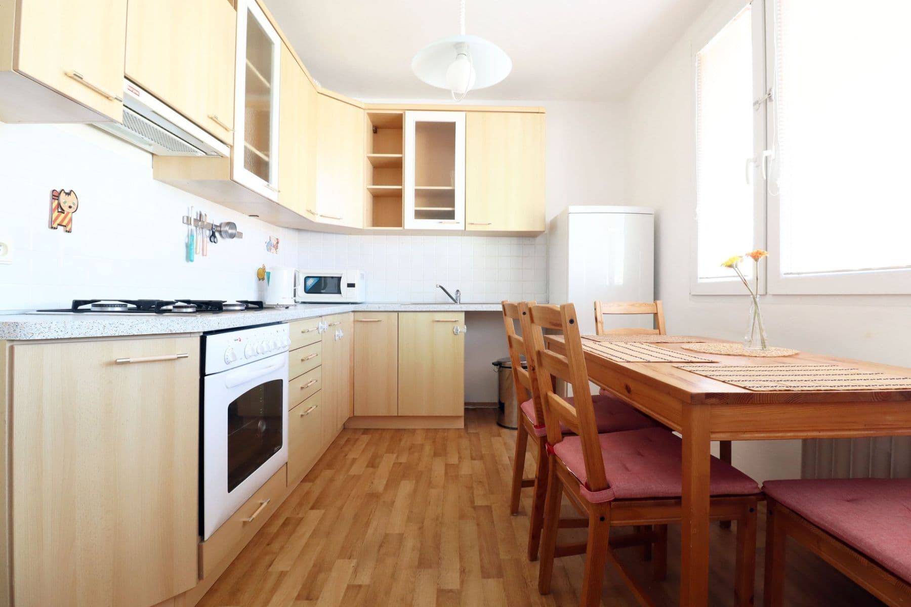 Prenájom bytu 3-izbový 77 m², Na Topolce, Praha, Praha Prenájom bytu 3-izbový 77 m², Na Topolce, Praha, Praha