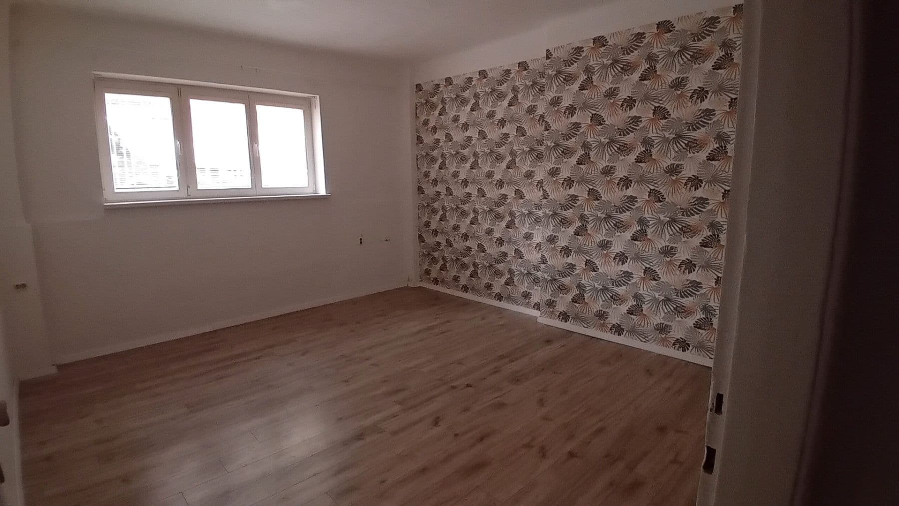 Prenájom nebytového priestoru 42 m², Biskupcova, Praha, Praha Prenájom nebytového priestoru 42 m², Biskupcova, Praha, Praha