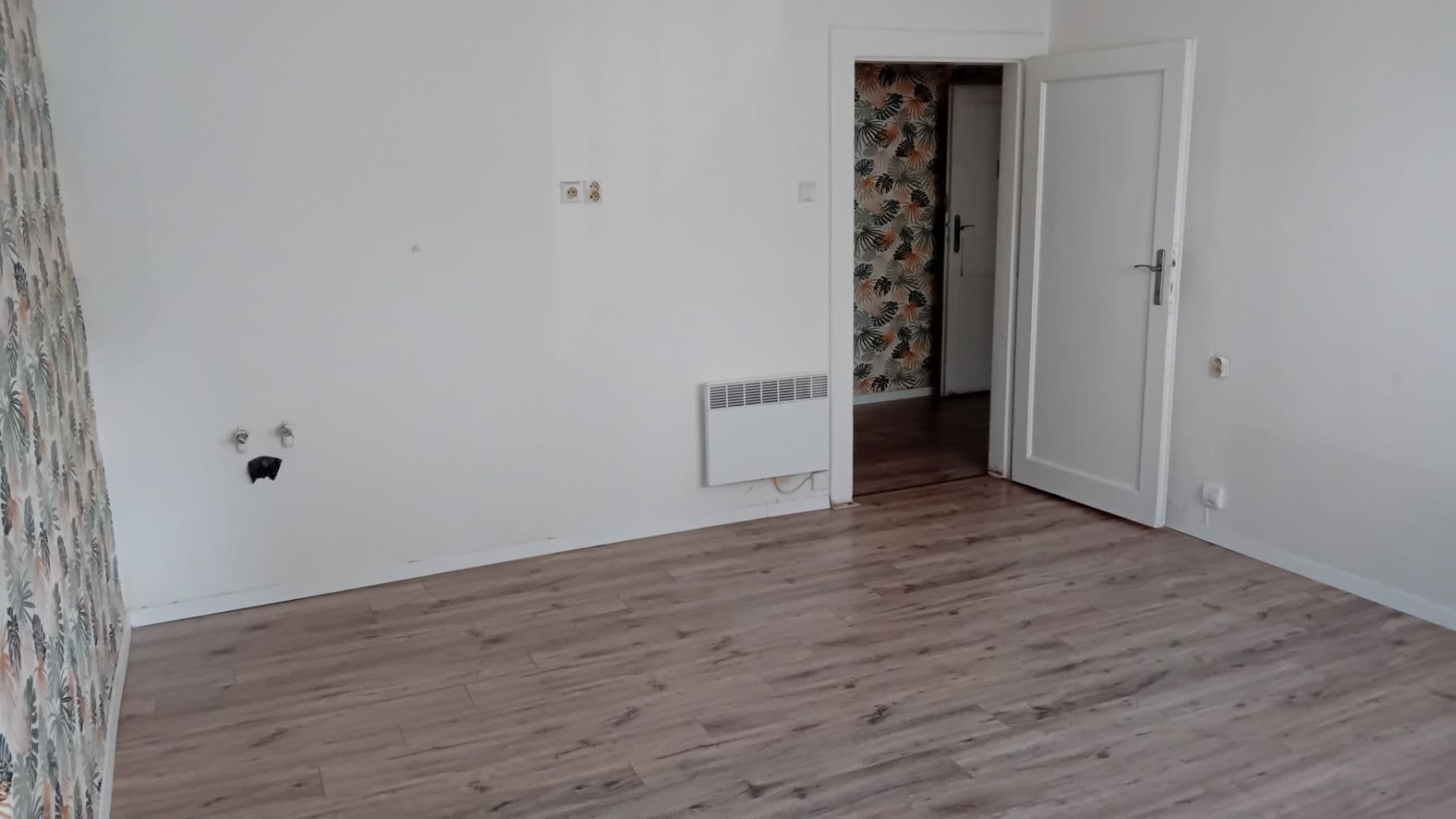 Prenájom nebytového priestoru 42 m², Biskupcova, Praha, Praha Prenájom nebytového priestoru 42 m², Biskupcova, Praha, Praha
