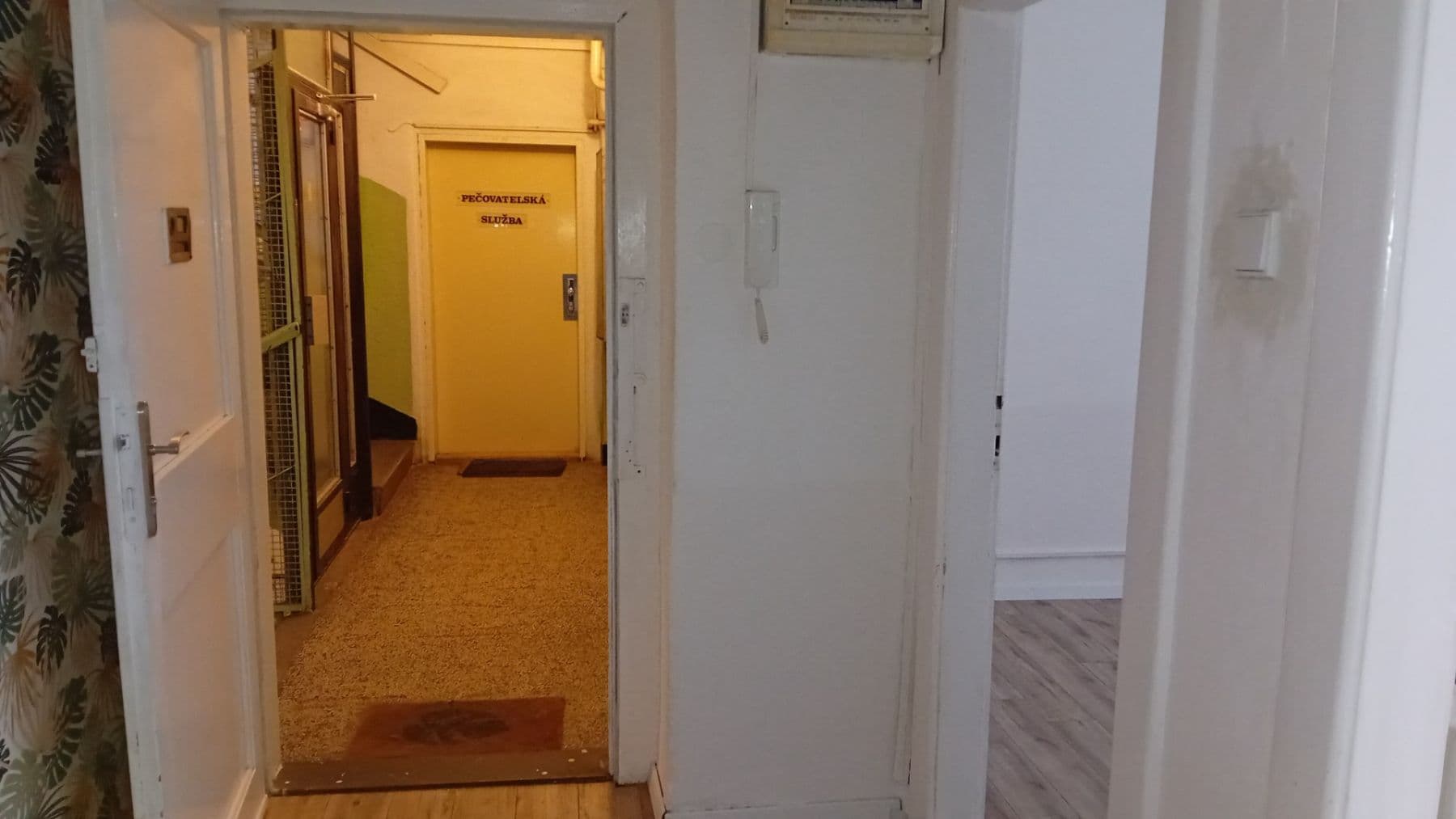 Prenájom nebytového priestoru 42 m², Biskupcova, Praha, Praha Prenájom nebytového priestoru 42 m², Biskupcova, Praha, Praha