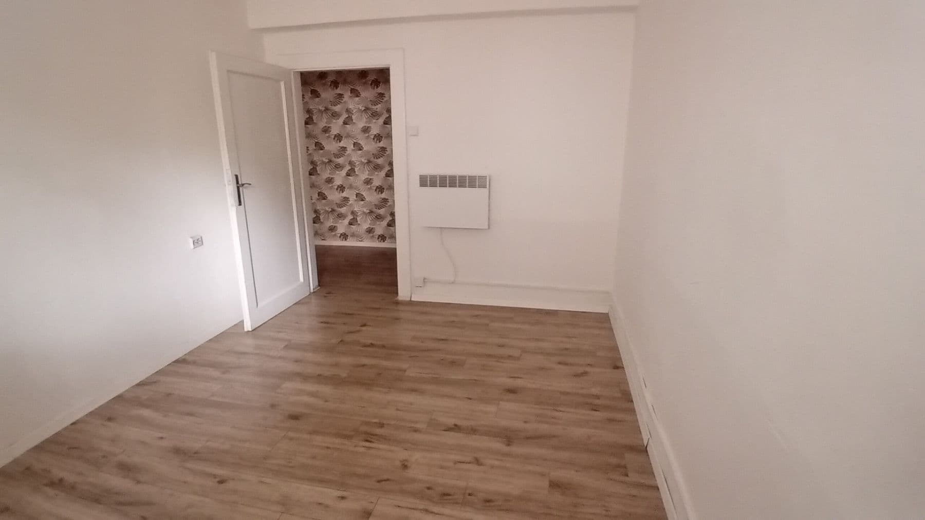 Prenájom nebytového priestoru 42 m², Biskupcova, Praha, Praha Prenájom nebytového priestoru 42 m², Biskupcova, Praha, Praha