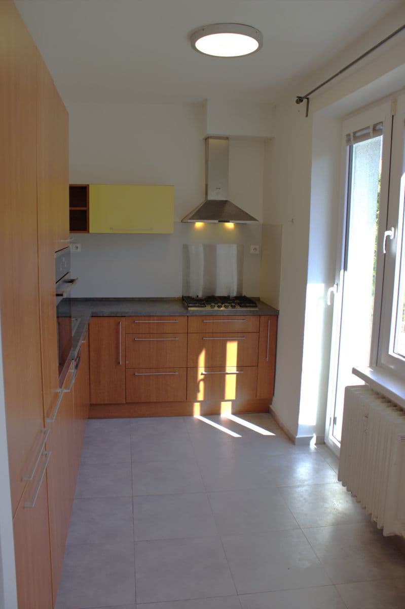 Prenájom bytu 2-izbový 52 m², Jihlavská, Praha, Praha Prenájom bytu 2-izbový 52 m², Jihlavská, Praha, Praha