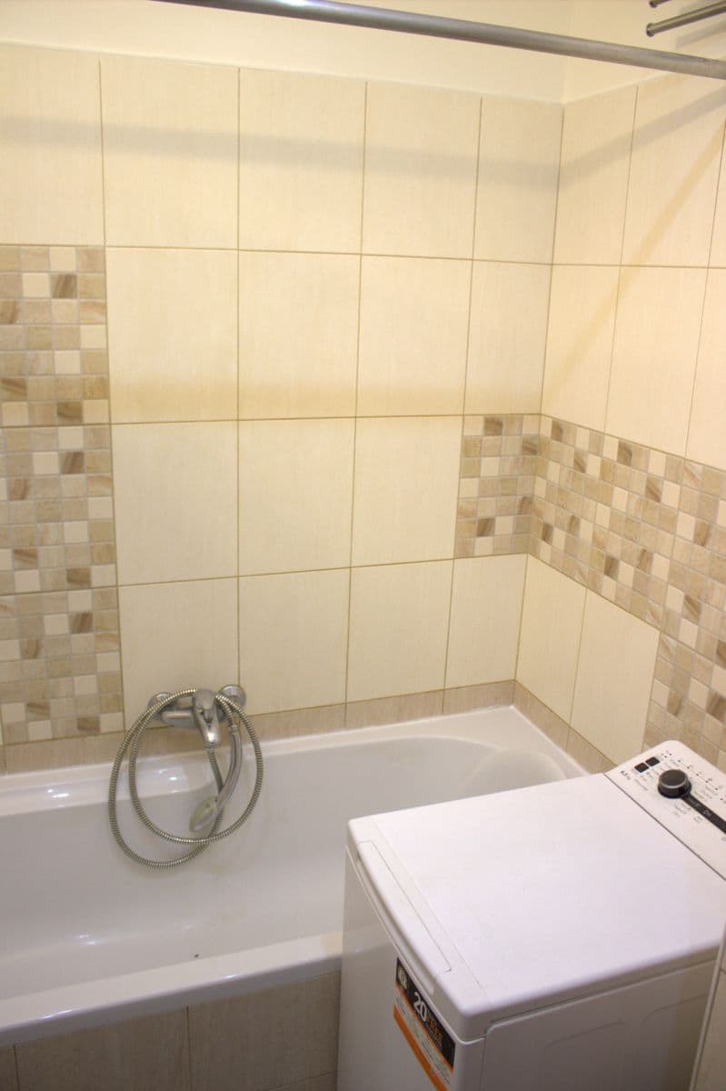 Prenájom bytu 2-izbový 52 m², Jihlavská, Praha, Praha Prenájom bytu 2-izbový 52 m², Jihlavská, Praha, Praha