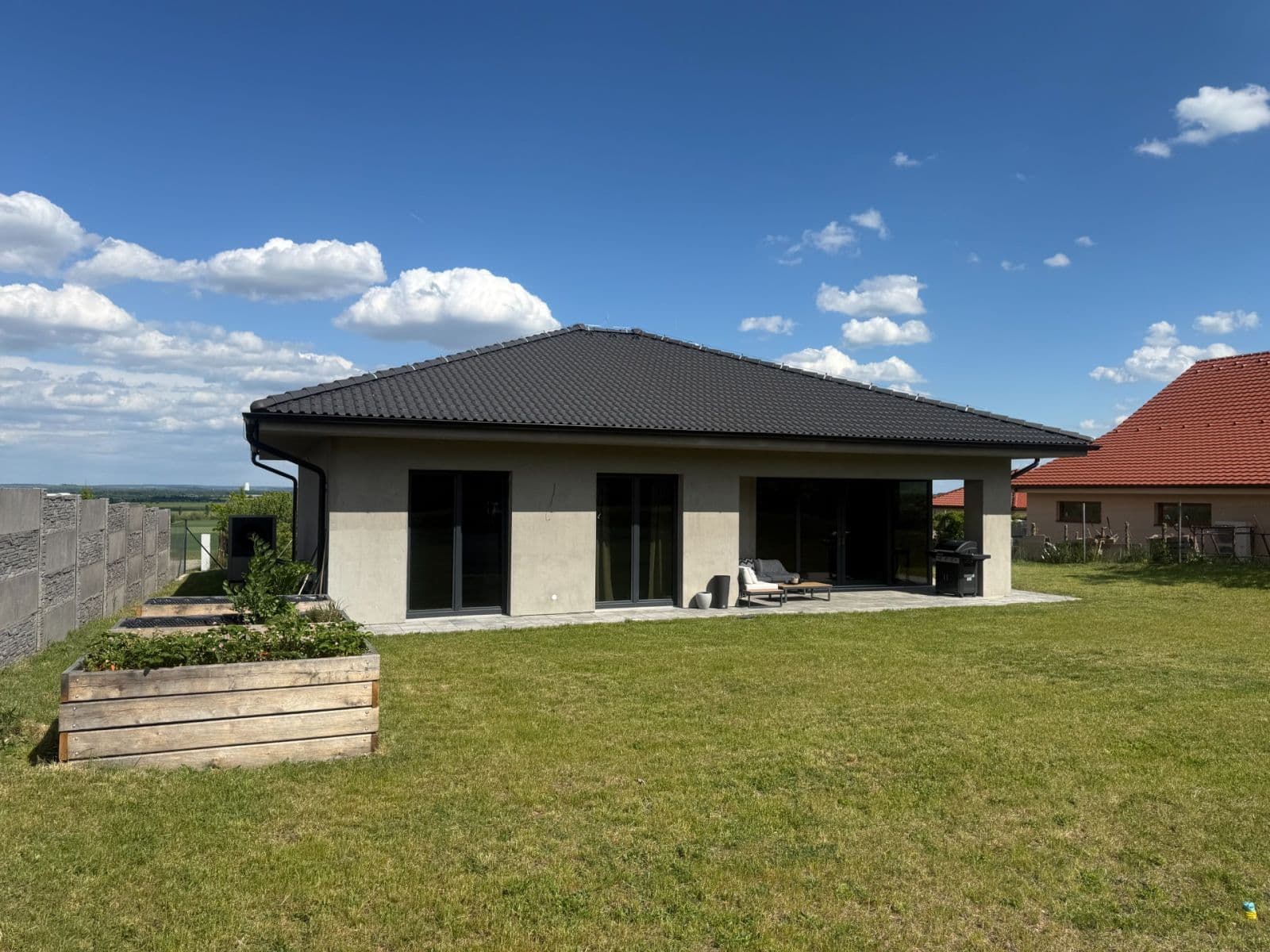 Predaj domu 120 m², pozemek 825 m², Dřínov, Středočeský kraj Predaj domu 120 m², pozemek 825 m², Dřínov, Středočeský kraj