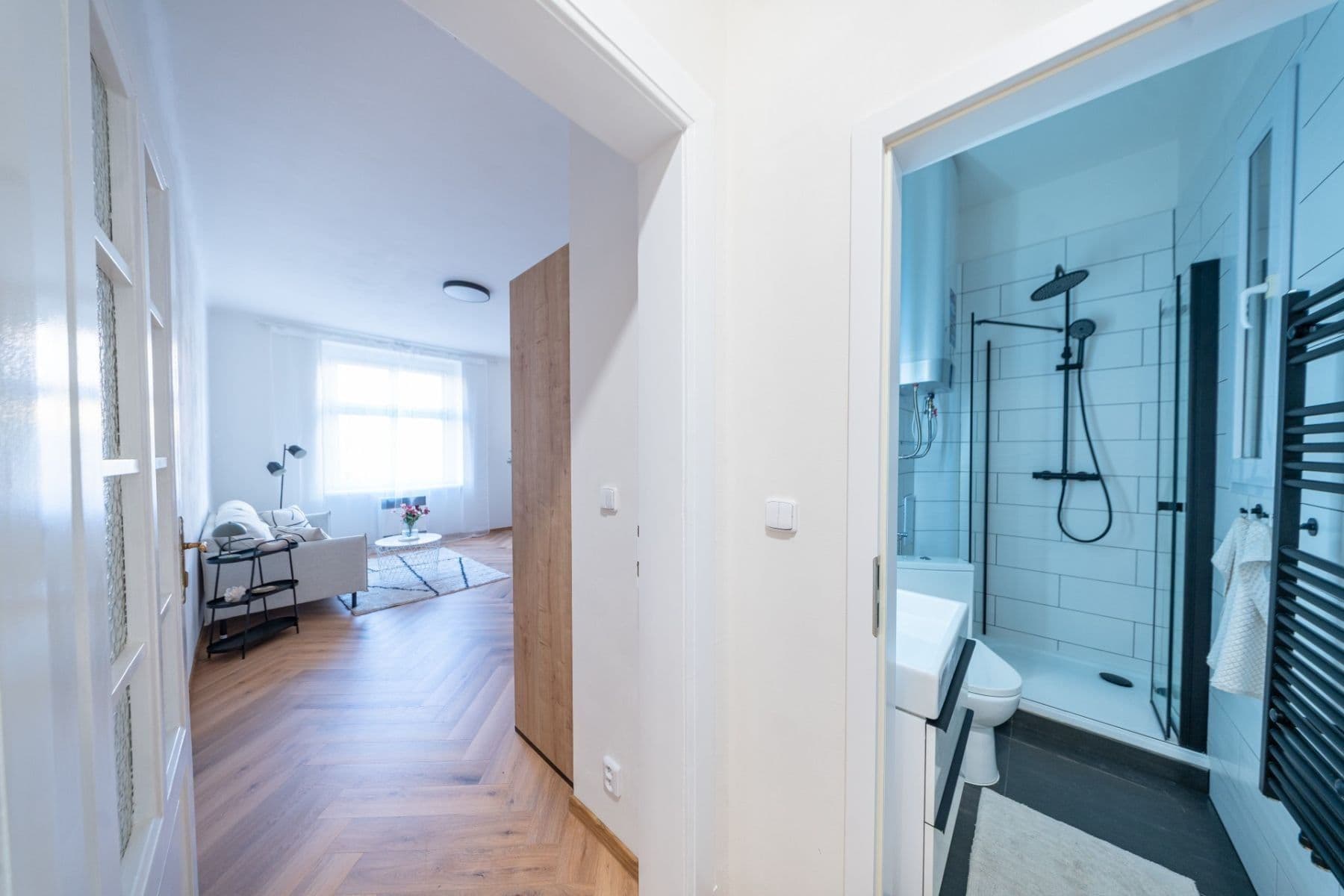 Prenájom bytu 2-izbový 50 m², Jaromírova, Praha, Praha Prenájom bytu 2-izbový 50 m², Jaromírova, Praha, Praha