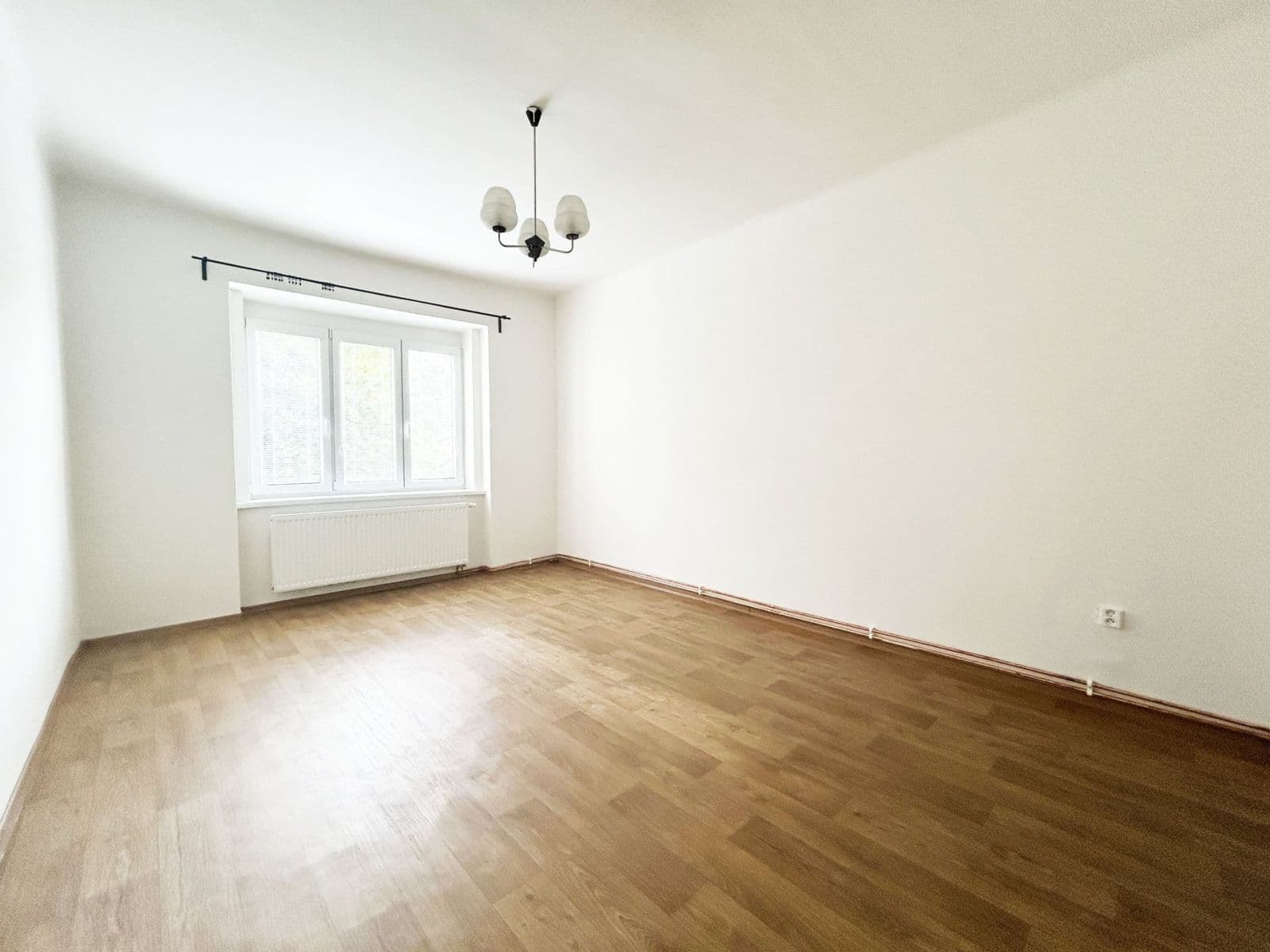 Prenájom bytu 2-izbový 50 m², Vlastislavova, Praha, Praha Prenájom bytu 2-izbový 50 m², Vlastislavova, Praha, Praha