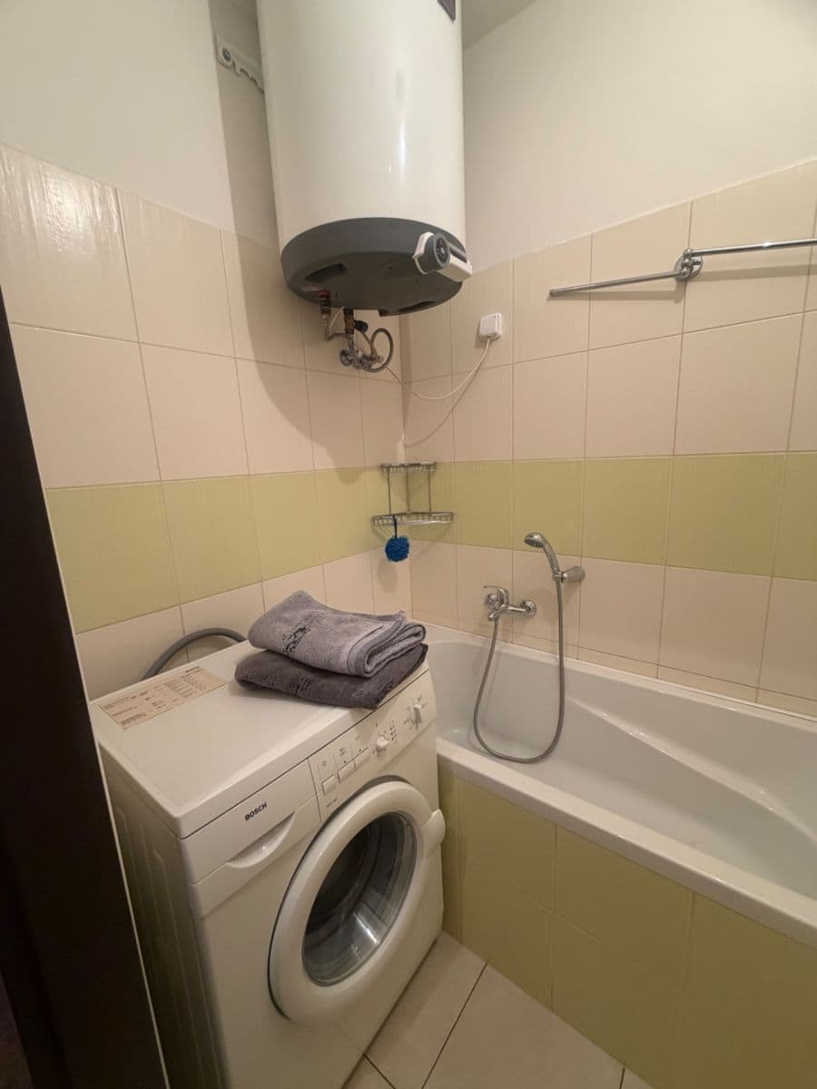 Predaj bytu 1-izbový 30 m², Sídliště, Brandýs nad Labem-Stará Boleslav, Středočeský kraj Predaj bytu 1-izbový 30 m², Sídliště, Brandýs nad Labem-Stará Boleslav, Středočeský kraj