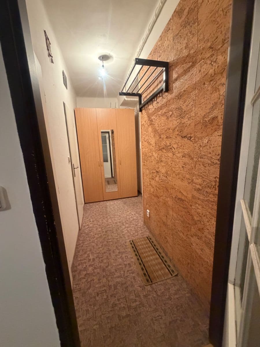 Predaj bytu 1-izbový 30 m², Sídliště, Brandýs nad Labem-Stará Boleslav, Středočeský kraj Predaj bytu 1-izbový 30 m², Sídliště, Brandýs nad Labem-Stará Boleslav, Středočeský kraj