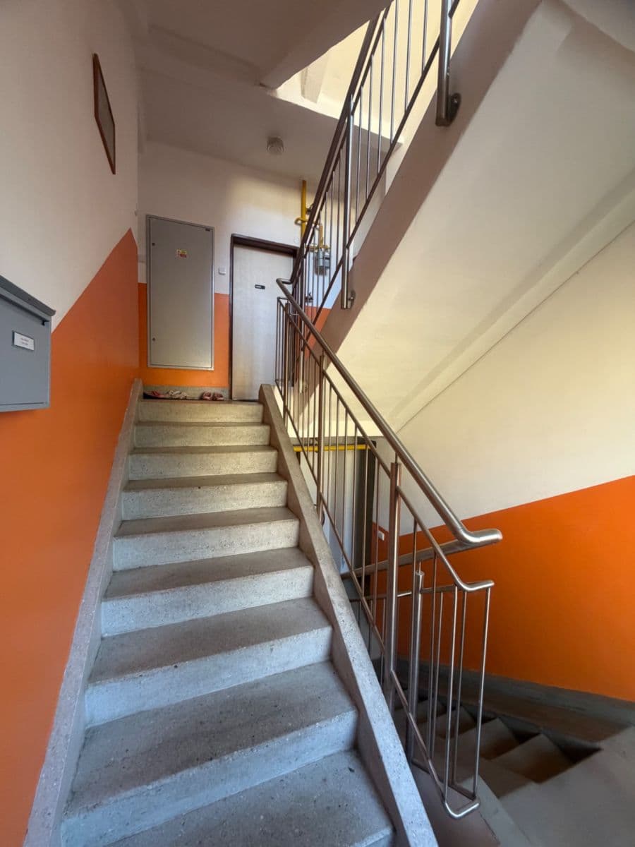 Predaj bytu 1-izbový 30 m², Sídliště, Brandýs nad Labem-Stará Boleslav, Středočeský kraj Predaj bytu 1-izbový 30 m², Sídliště, Brandýs nad Labem-Stará Boleslav, Středočeský kraj