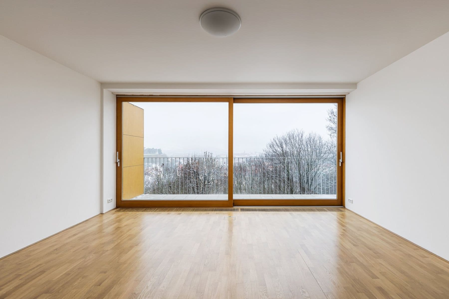 Prenájom bytu 3-izbový 95 m², Na Bučance, Praha, Praha Prenájom bytu 3-izbový 95 m², Na Bučance, Praha, Praha