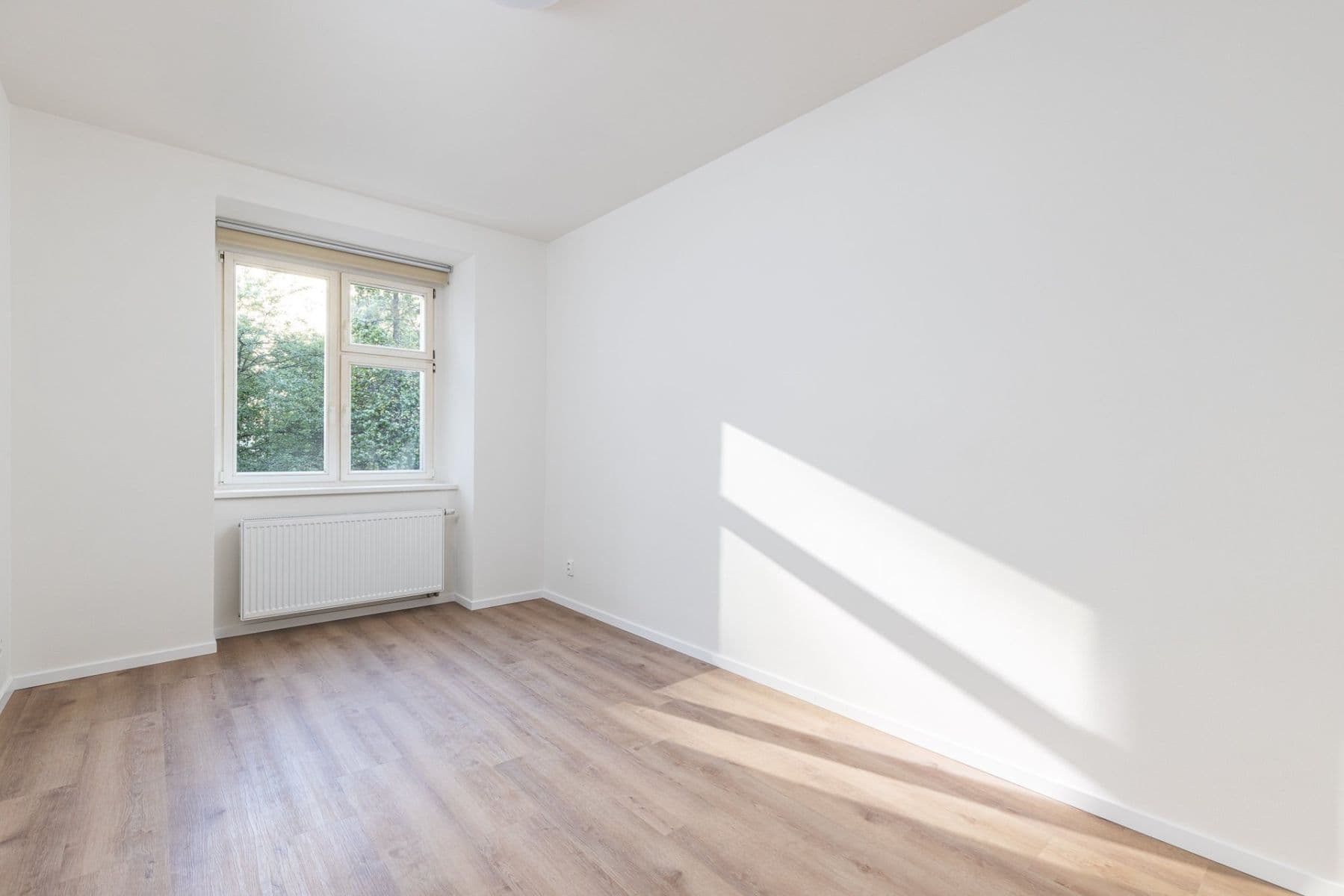 Prenájom bytu 2-izbový 47 m², Baranova, Praha, Praha Prenájom bytu 2-izbový 47 m², Baranova, Praha, Praha