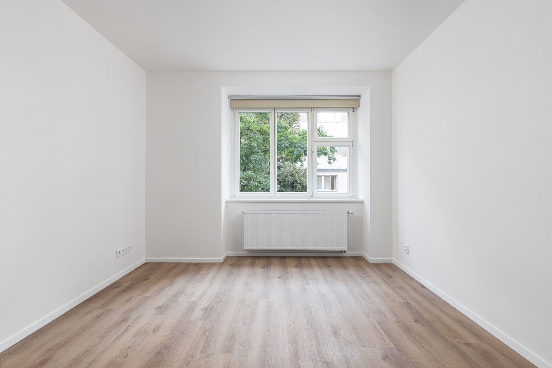 Prenájom bytu 2-izbový 47 m², Baranova, Praha, Praha Prenájom bytu 2-izbový 47 m², Baranova, Praha, Praha