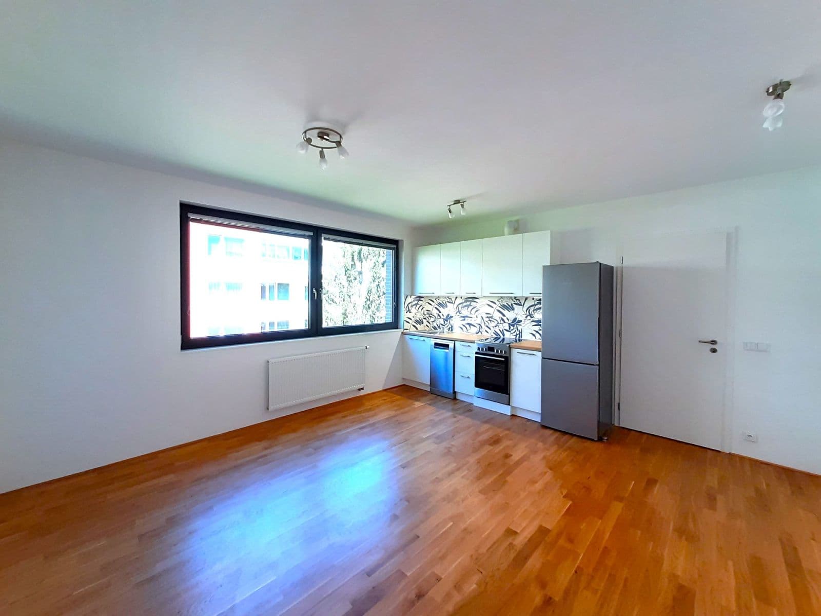 Prenájom bytu 1-izbový 32 m², Práčská, Praha, Praha Prenájom bytu 1-izbový 32 m², Práčská, Praha, Praha