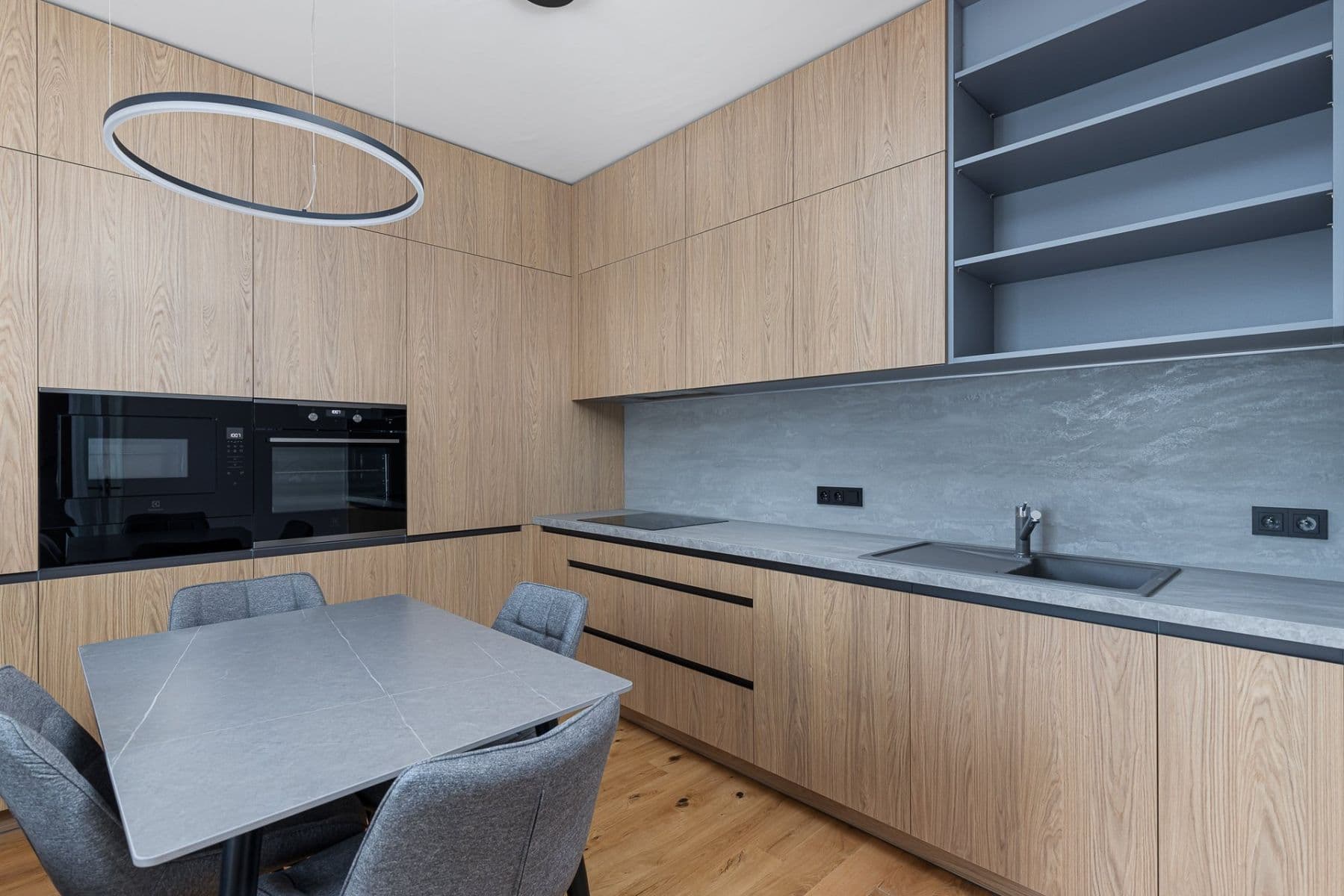 Prenájom bytu 2-izbový 58 m², Mužíkova, Praha, Praha Prenájom bytu 2-izbový 58 m², Mužíkova, Praha, Praha