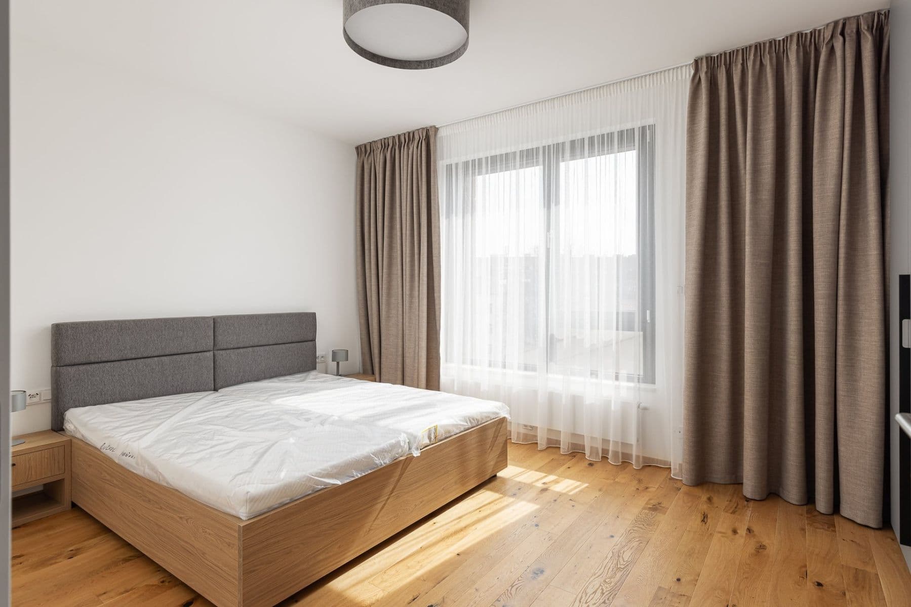 Prenájom bytu 2-izbový 66 m², Mužíkova, Praha, Praha Prenájom bytu 2-izbový 66 m², Mužíkova, Praha, Praha