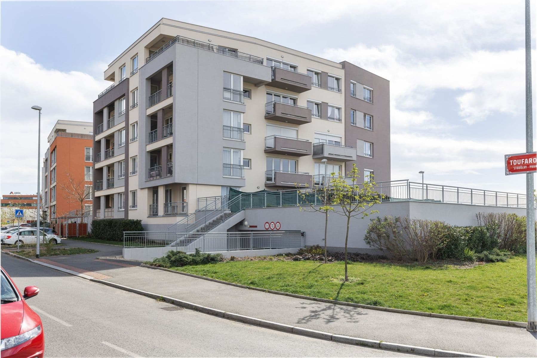 Prenájom bytu 1-izbový 33 m², Toufarova, Praha, Praha Prenájom bytu 1-izbový 33 m², Toufarova, Praha, Praha