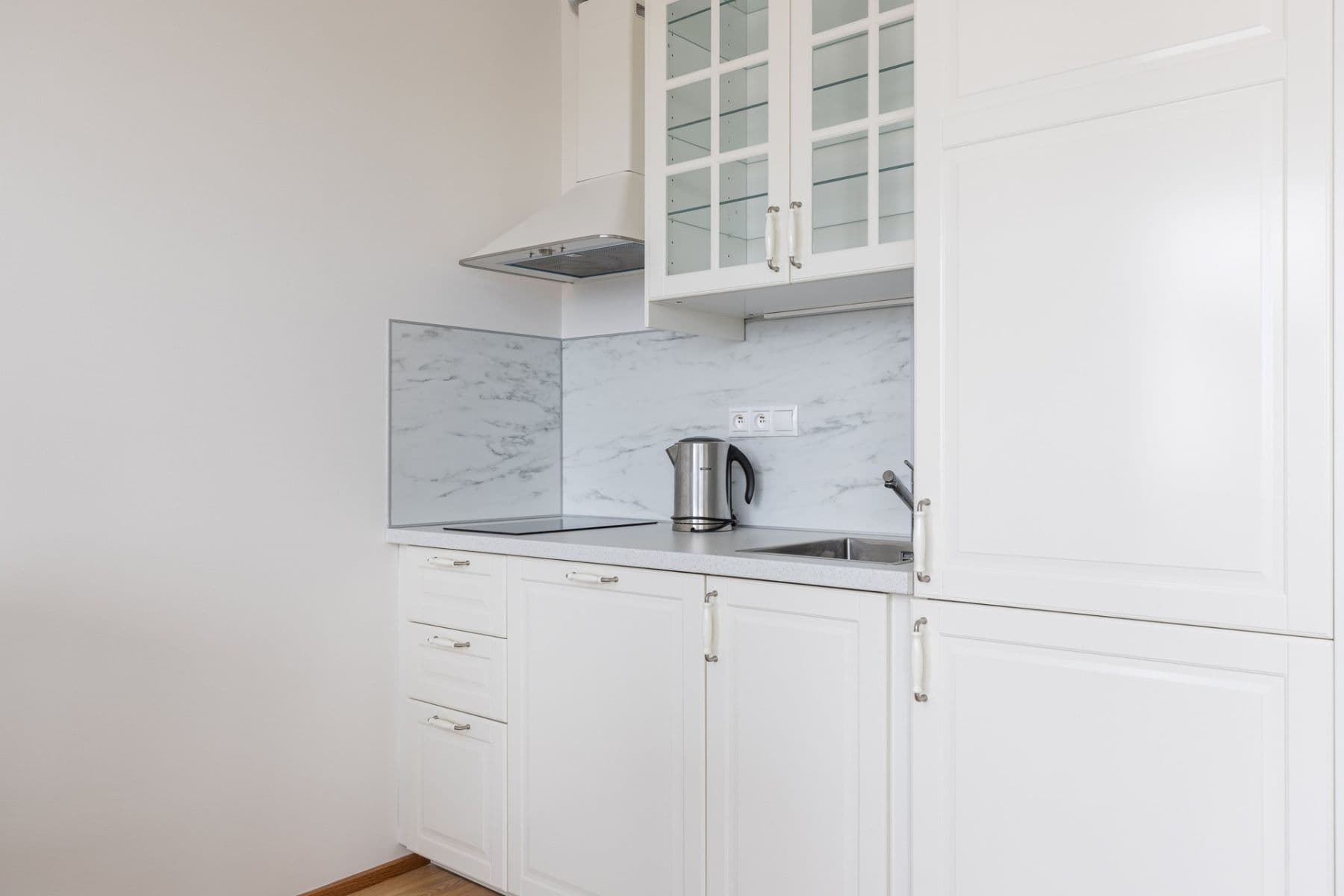 Prenájom bytu 1-izbový 33 m², Toufarova, Praha, Praha Prenájom bytu 1-izbový 33 m², Toufarova, Praha, Praha