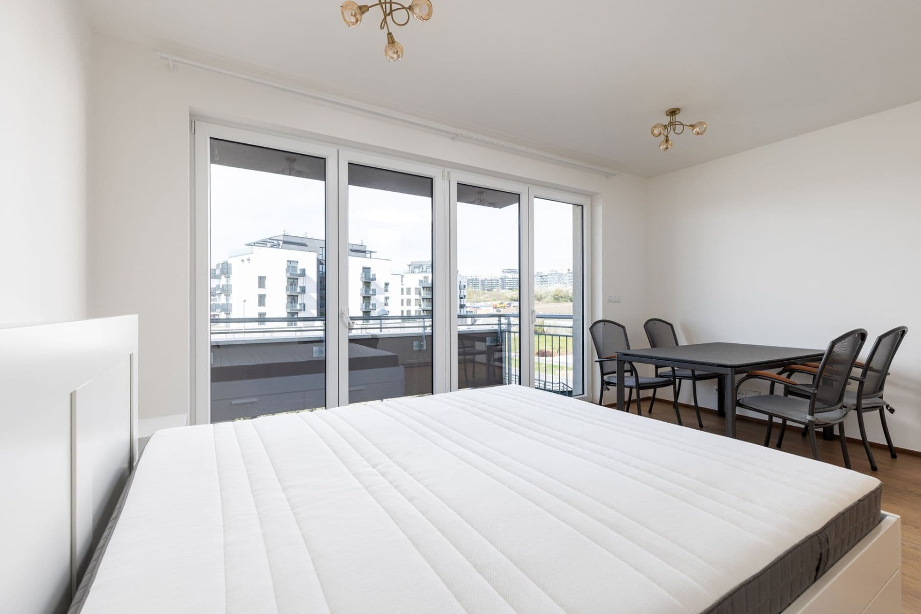 Prenájom bytu 1-izbový 33 m², Toufarova, Praha, Praha Prenájom bytu 1-izbový 33 m², Toufarova, Praha, Praha