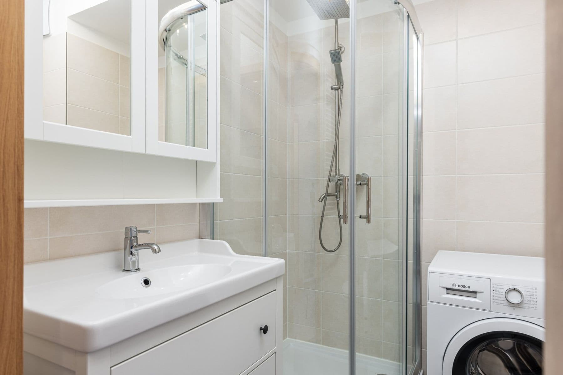 Prenájom bytu 1-izbový 33 m², Toufarova, Praha, Praha Prenájom bytu 1-izbový 33 m², Toufarova, Praha, Praha