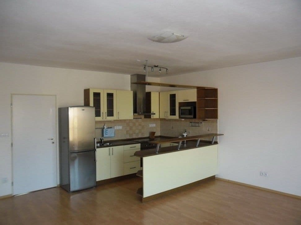 Prenájom bytu 2-izbový 61 m², Karla Zicha, Praha, Praha Prenájom bytu 2-izbový 61 m², Karla Zicha, Praha, Praha