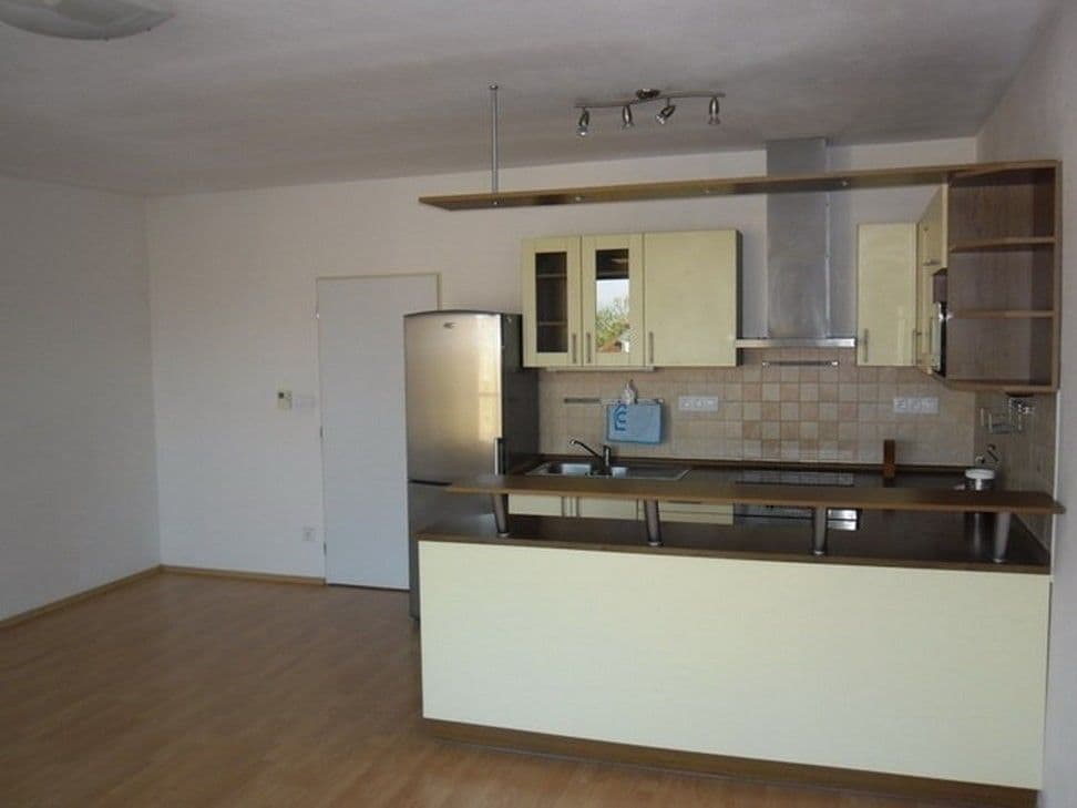 Prenájom bytu 2-izbový 61 m², Karla Zicha, Praha, Praha Prenájom bytu 2-izbový 61 m², Karla Zicha, Praha, Praha