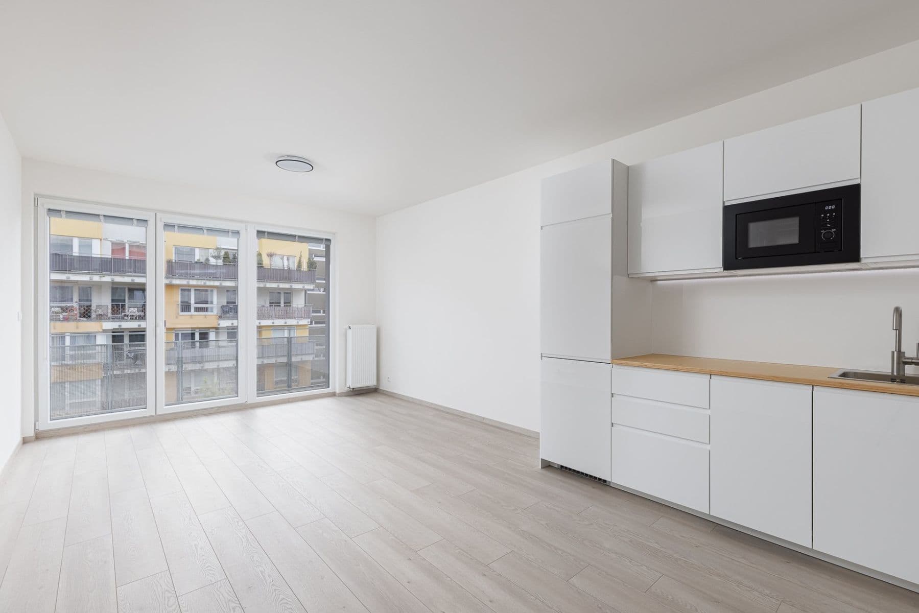 Prenájom bytu 1-izbový 38 m², Gerstelova, Praha, Praha Prenájom bytu 1-izbový 38 m², Gerstelova, Praha, Praha
