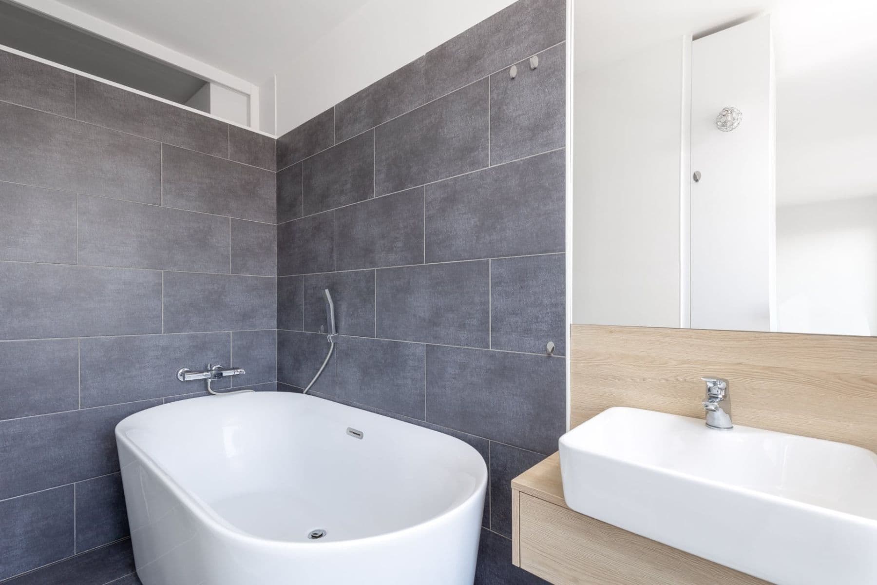 Prenájom bytu 1-izbový 31 m², Topolová, Praha, Praha Prenájom bytu 1-izbový 31 m², Topolová, Praha, Praha