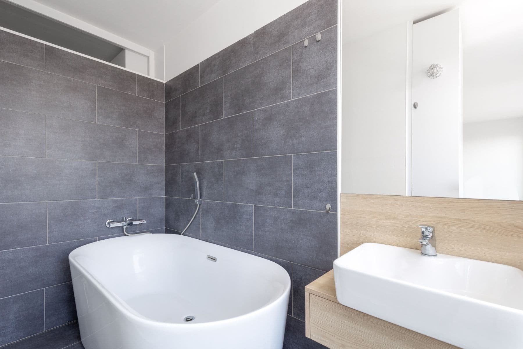 Prenájom bytu 1-izbový 31 m², Topolová, Praha, Praha Prenájom bytu 1-izbový 31 m², Topolová, Praha, Praha