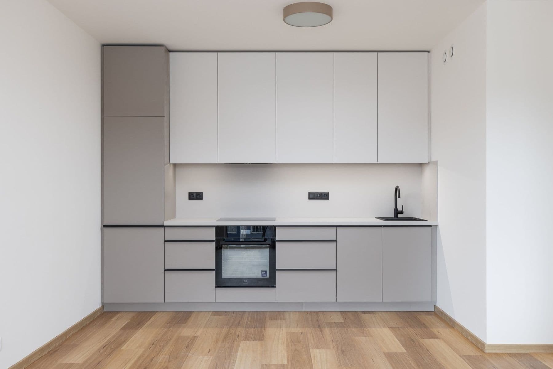 Prenájom bytu 2-izbový 51 m², Kolmanova, Praha, Praha Prenájom bytu 2-izbový 51 m², Kolmanova, Praha, Praha