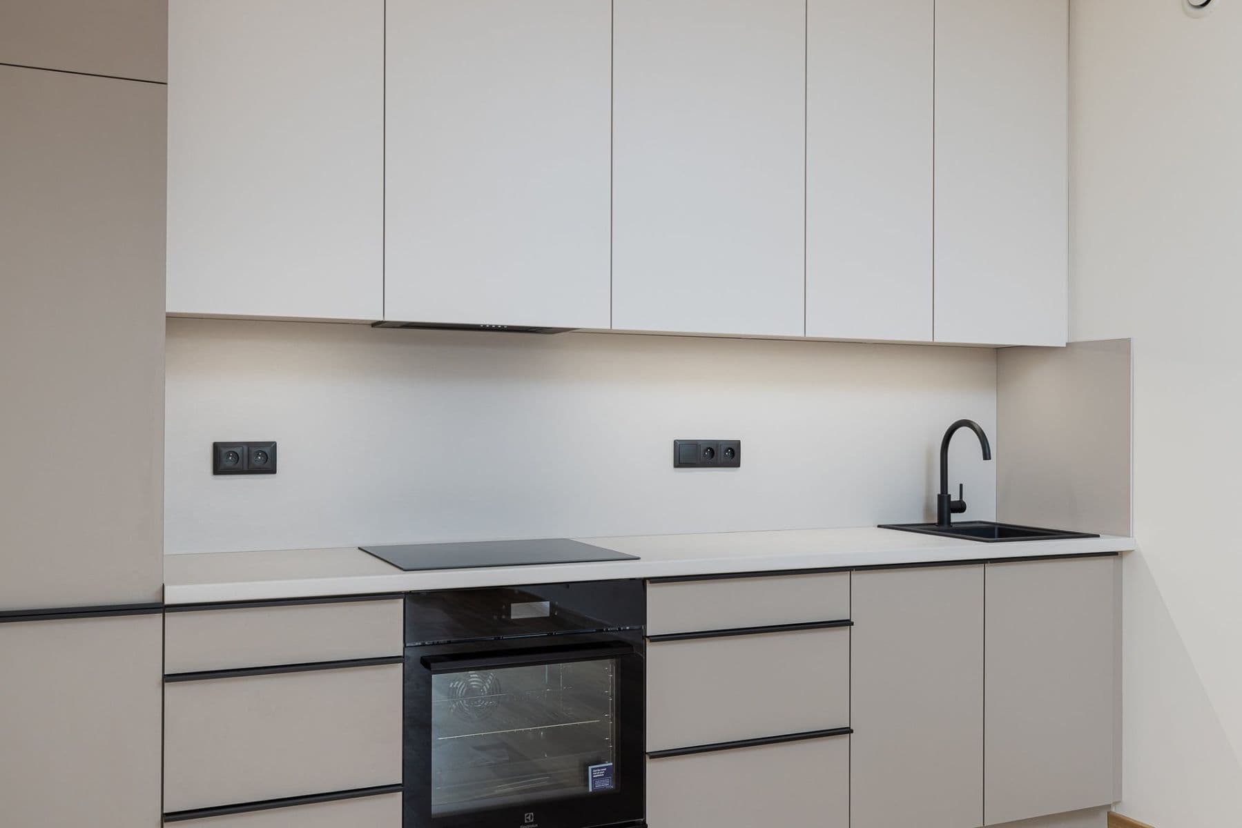 Prenájom bytu 2-izbový 51 m², Kolmanova, Praha, Praha Prenájom bytu 2-izbový 51 m², Kolmanova, Praha, Praha