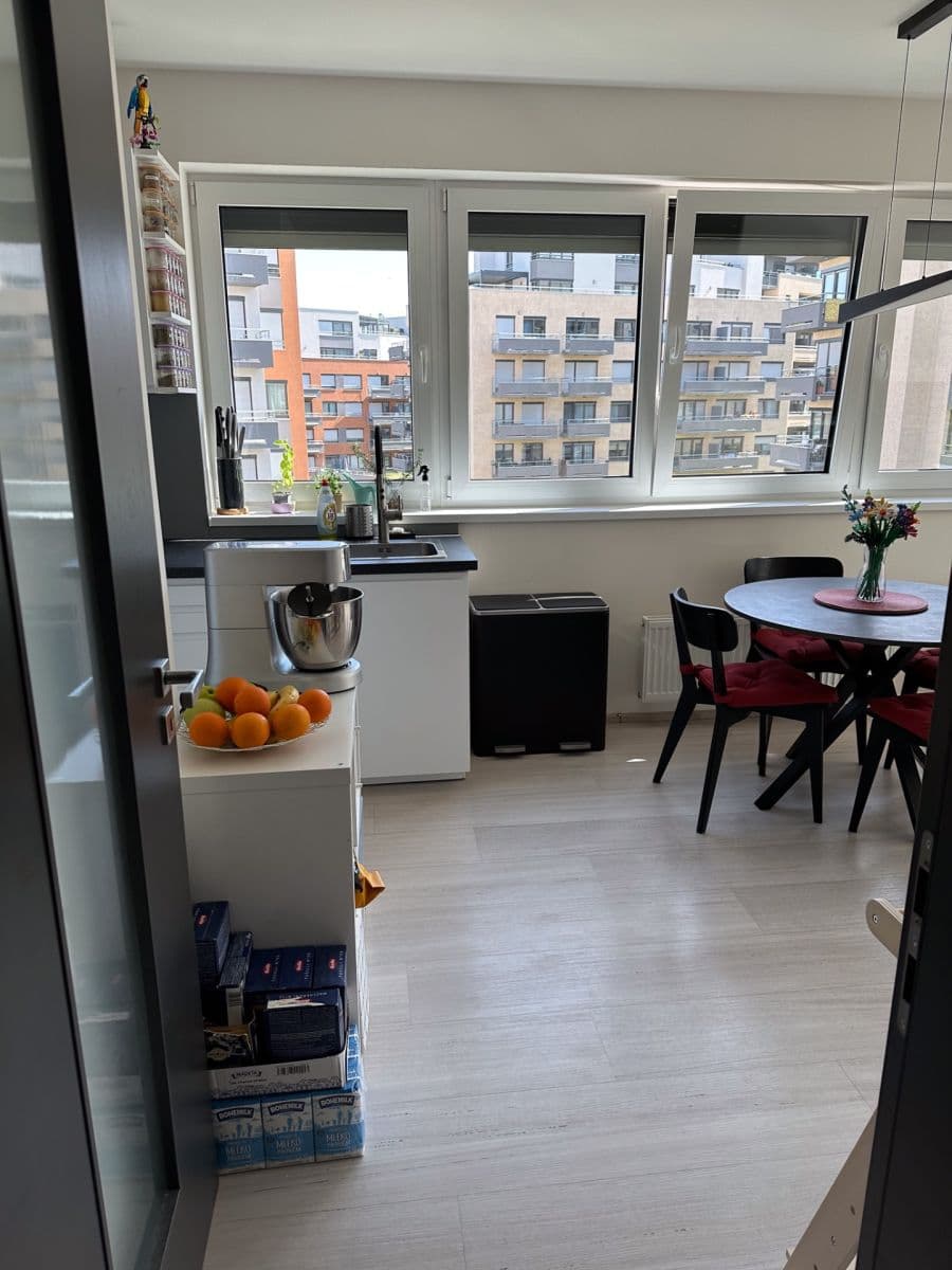 Prenájom bytu 2-izbový 50 m², Měchnovská, Praha, Praha Prenájom bytu 2-izbový 50 m², Měchnovská, Praha, Praha