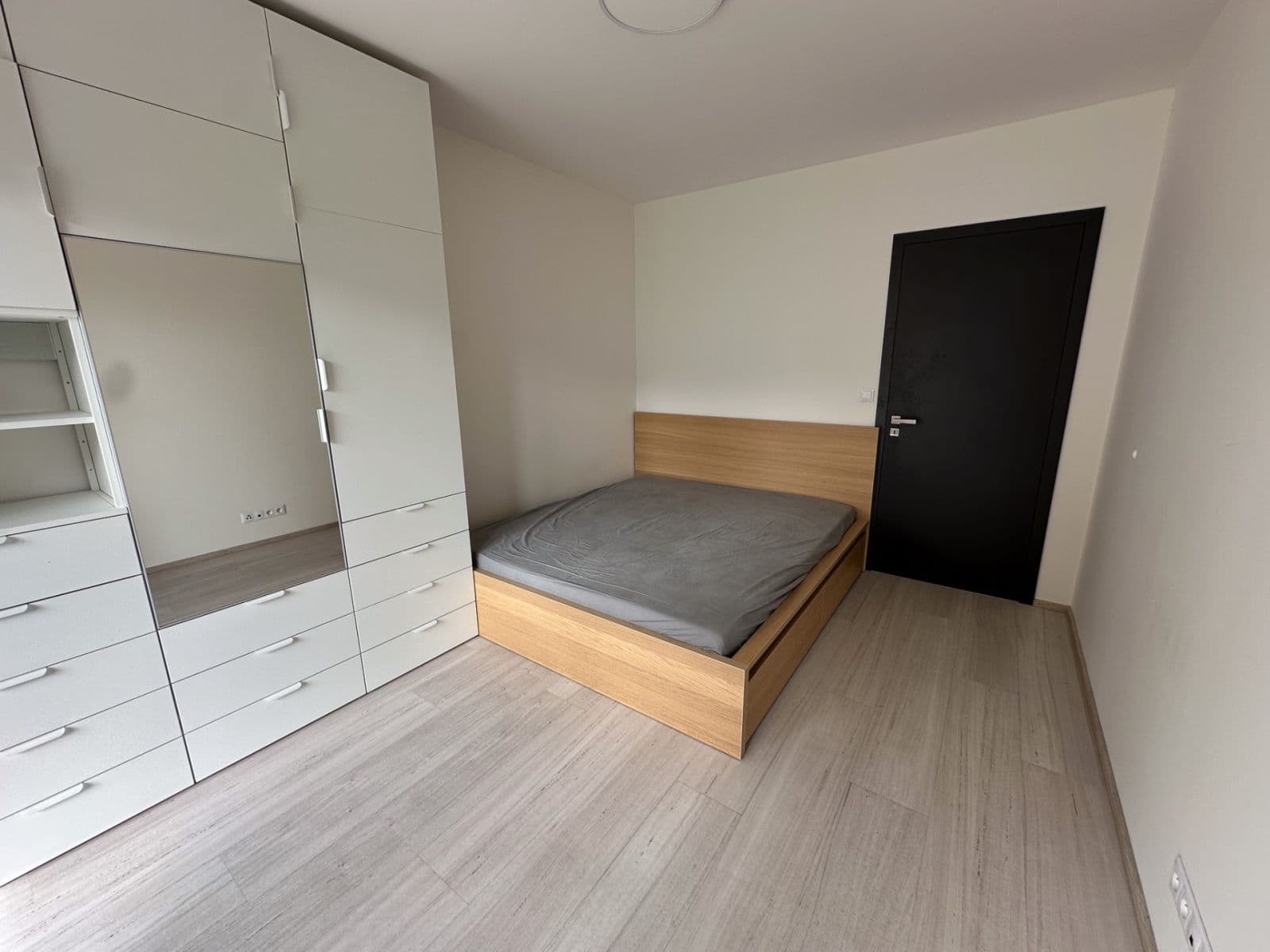Prenájom bytu 2-izbový 50 m², Měchnovská, Praha, Praha Prenájom bytu 2-izbový 50 m², Měchnovská, Praha, Praha