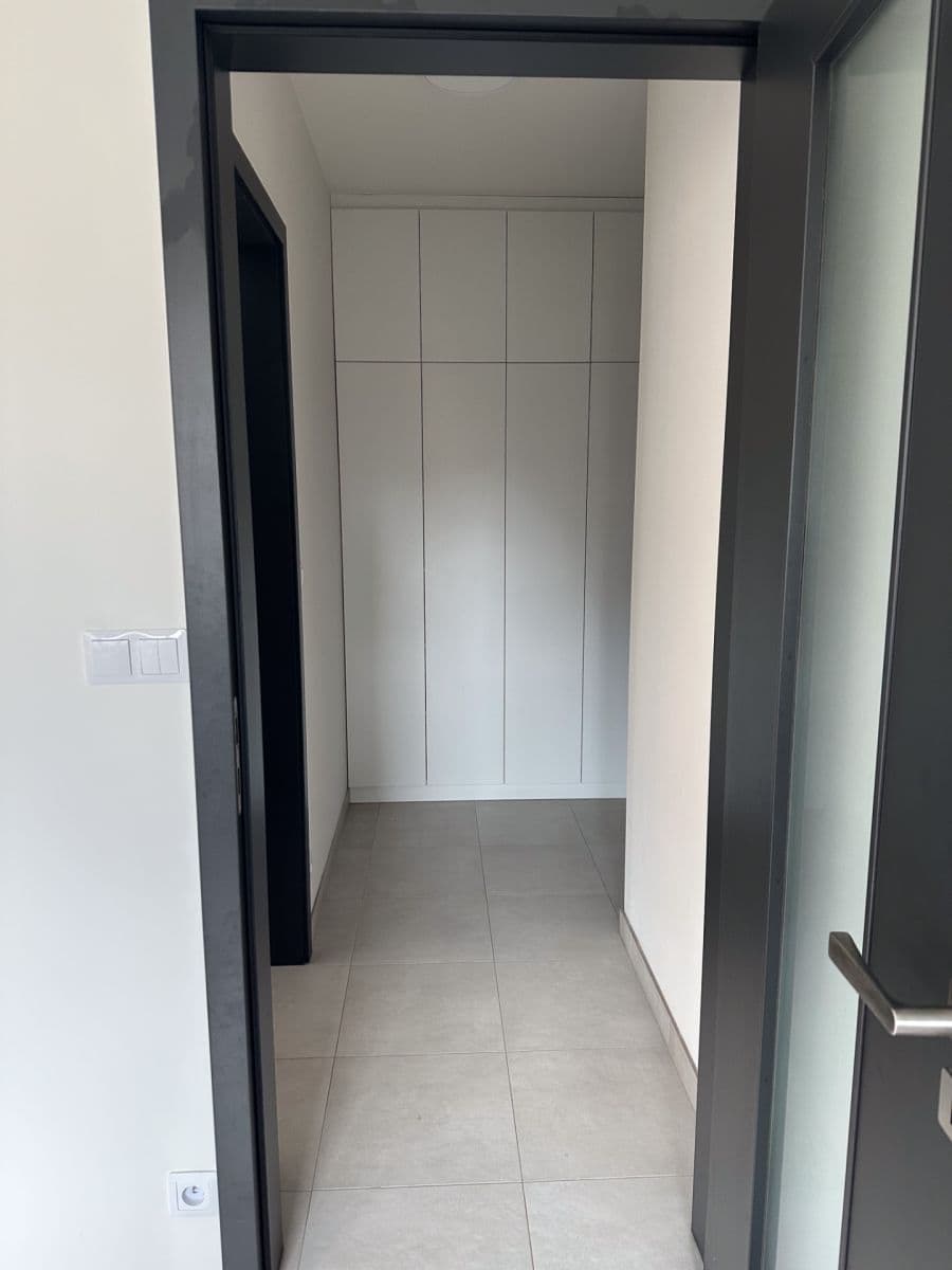 Prenájom bytu 2-izbový 50 m², Měchnovská, Praha, Praha Prenájom bytu 2-izbový 50 m², Měchnovská, Praha, Praha