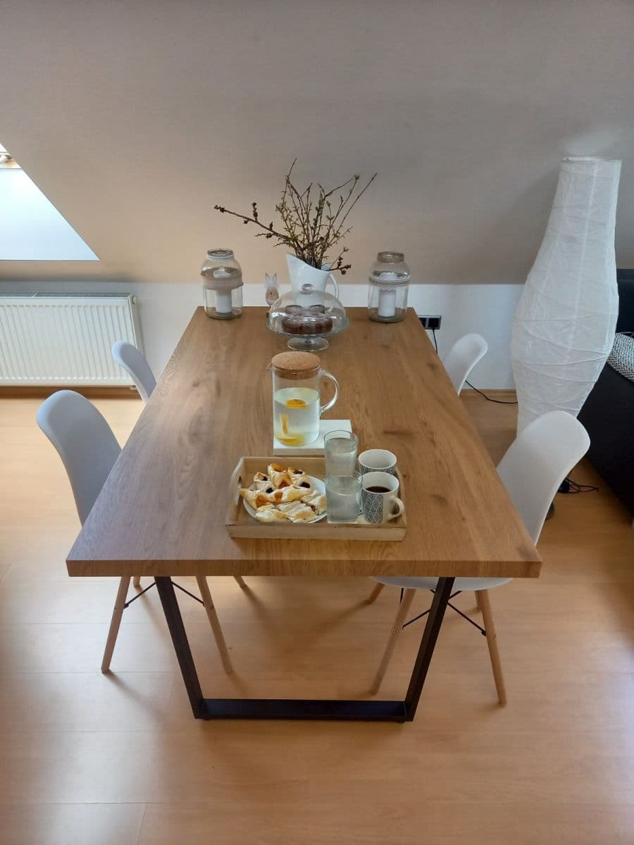 Predaj bytu 3-izbový 122 m², Gočárova třída, Hradec Králové, Královéhradecký kraj Predaj bytu 3-izbový 122 m², Gočárova třída, Hradec Králové, Královéhradecký kraj