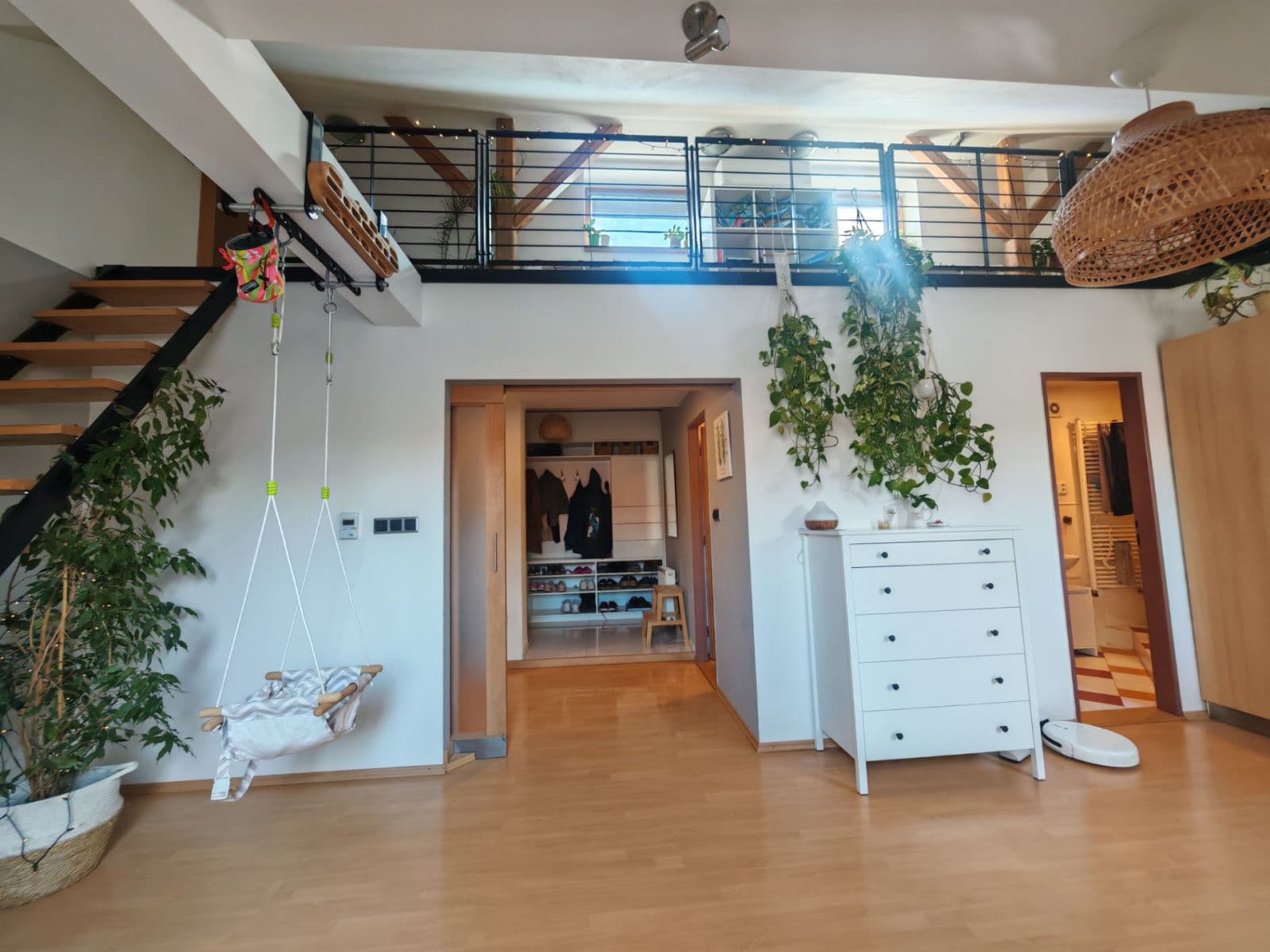 Predaj bytu 3-izbový 122 m², Gočárova třída, Hradec Králové, Královéhradecký kraj Predaj bytu 3-izbový 122 m², Gočárova třída, Hradec Králové, Královéhradecký kraj