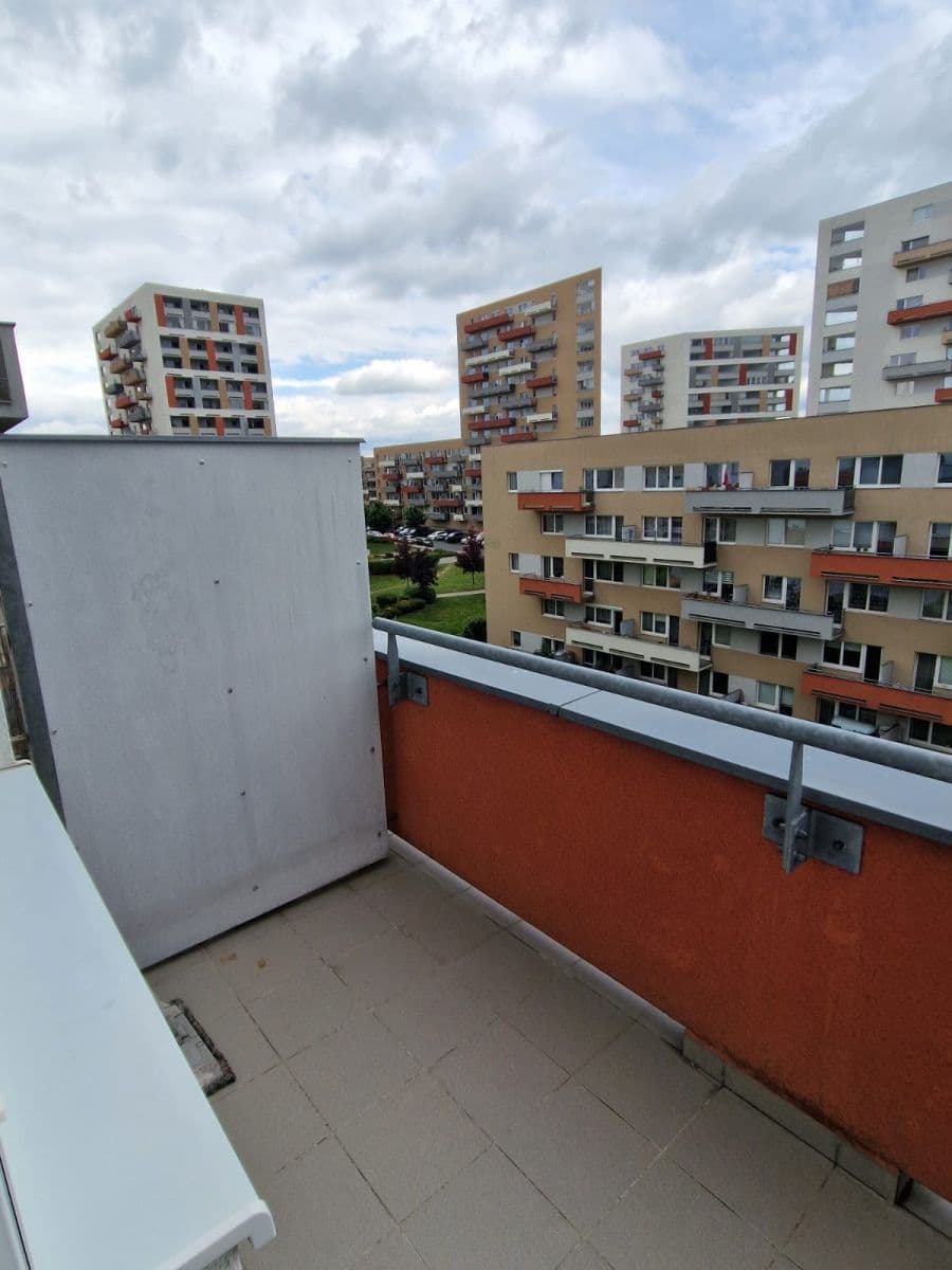Prenájom bytu 1-izbový 29 m², Hornoměcholupská, Praha, Praha Prenájom bytu 1-izbový 29 m², Hornoměcholupská, Praha, Praha